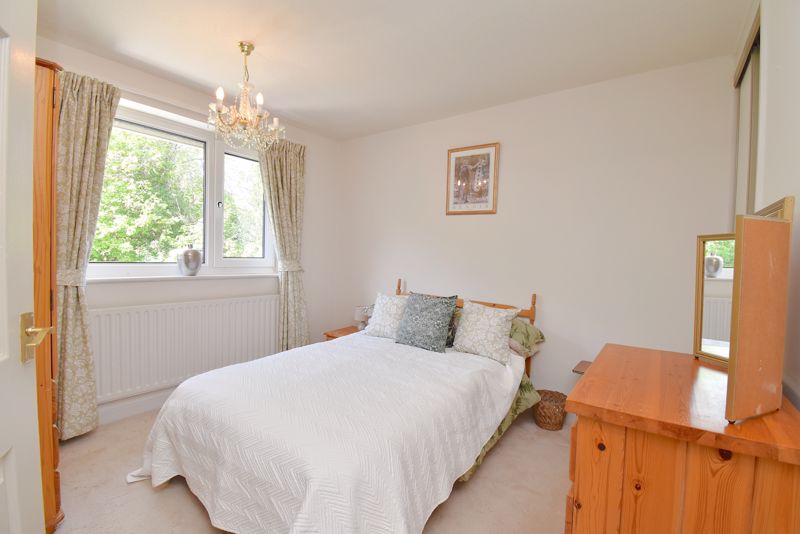 Bedroom- click for photo gallery